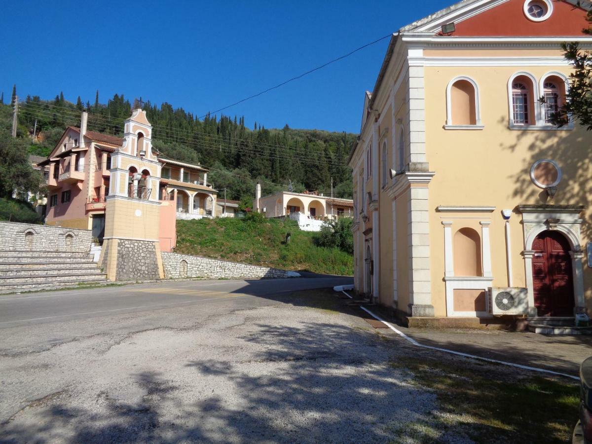 Гостьовий будинок Harry'S Retreat Klimatia Екстер'єр фото